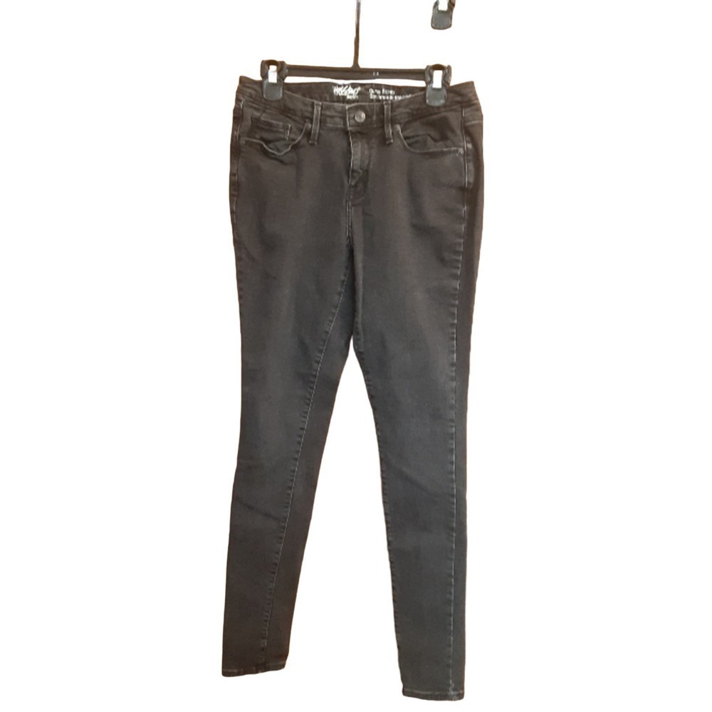 Mossimo Ladies Curvy Skinny Black Denim Jeans Size  4 Long  27in Waist